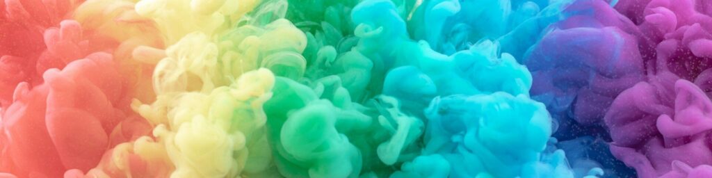 Gases que reflejan la luz de diferentes colores.