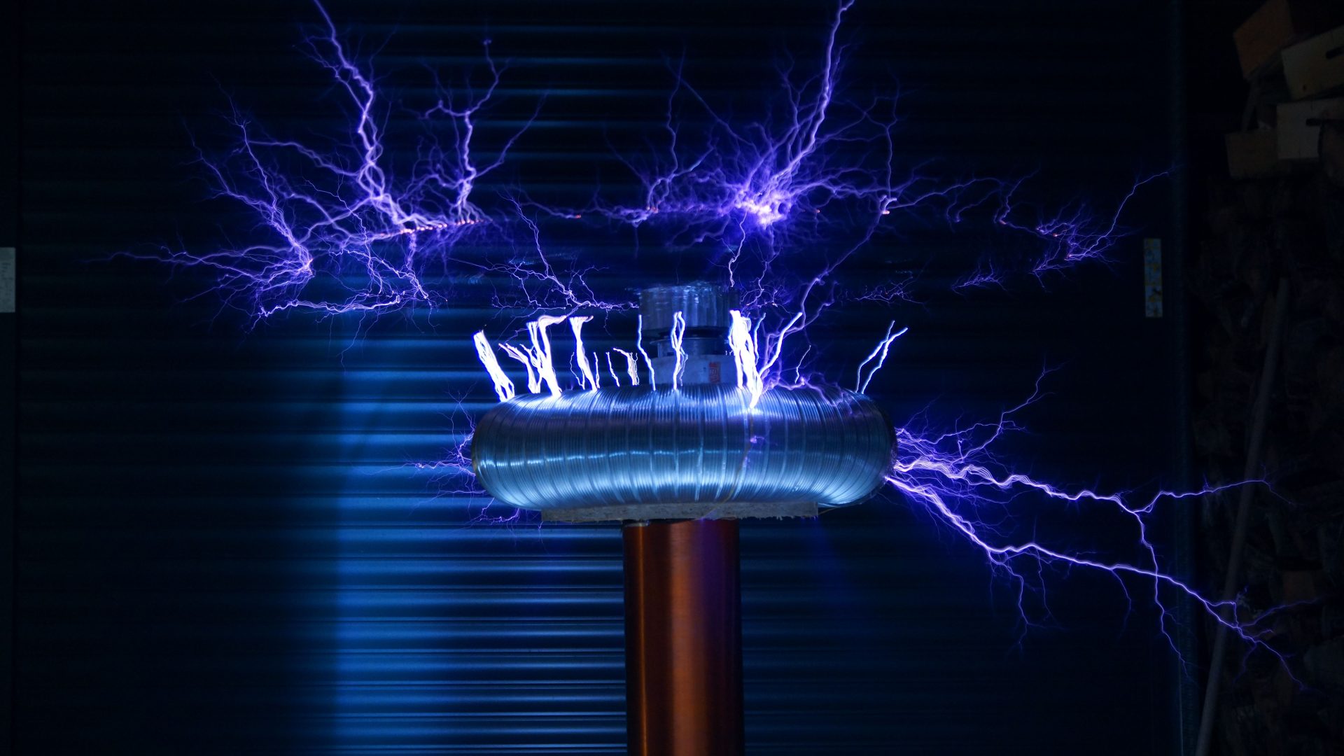 Ley de Gauss: Pilar del Electromagnetismo